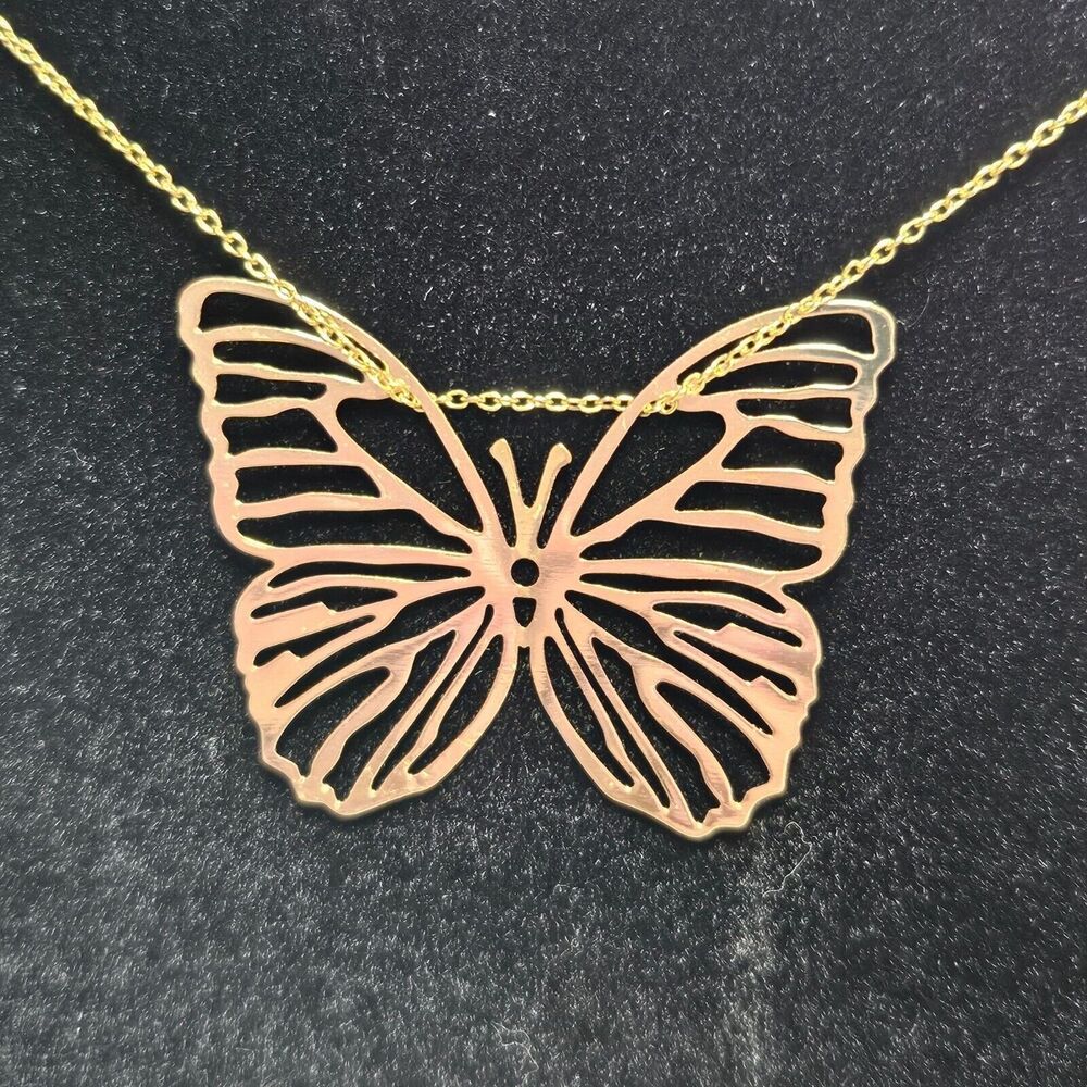 Gold tone filigree butterfly pendant necklace 19"